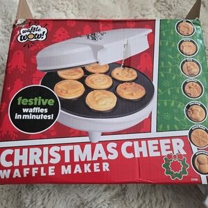 Waffle Wow Christmas Cheer Waffle Maker